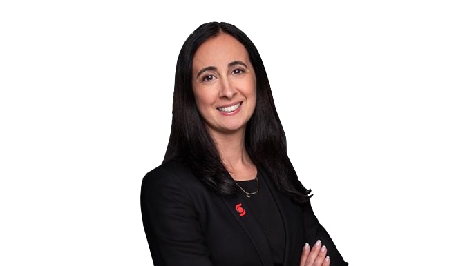 Lorena Vitores headshot